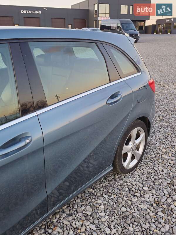 Хэтчбек Mercedes-Benz B-Class 2011 в Глыбокой фото 6 Хэтчбек Mercedes-Benz B-Class 2011 в Глыбокой