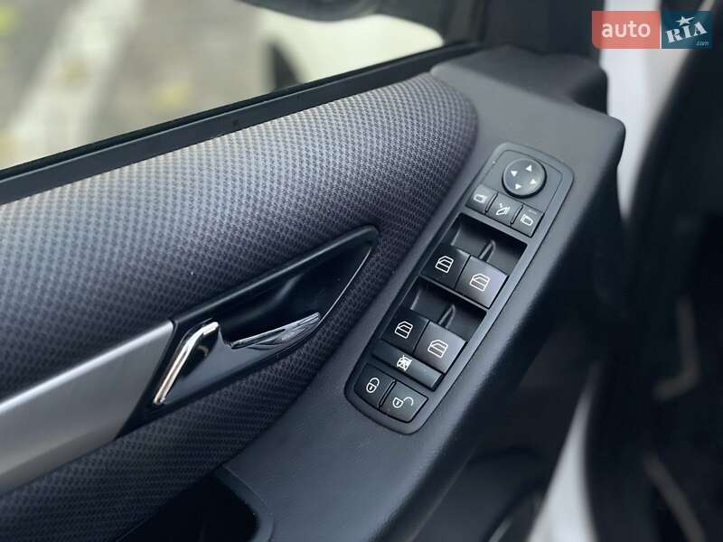 Хэтчбек Mercedes-Benz B-Class 2011 в Днепре