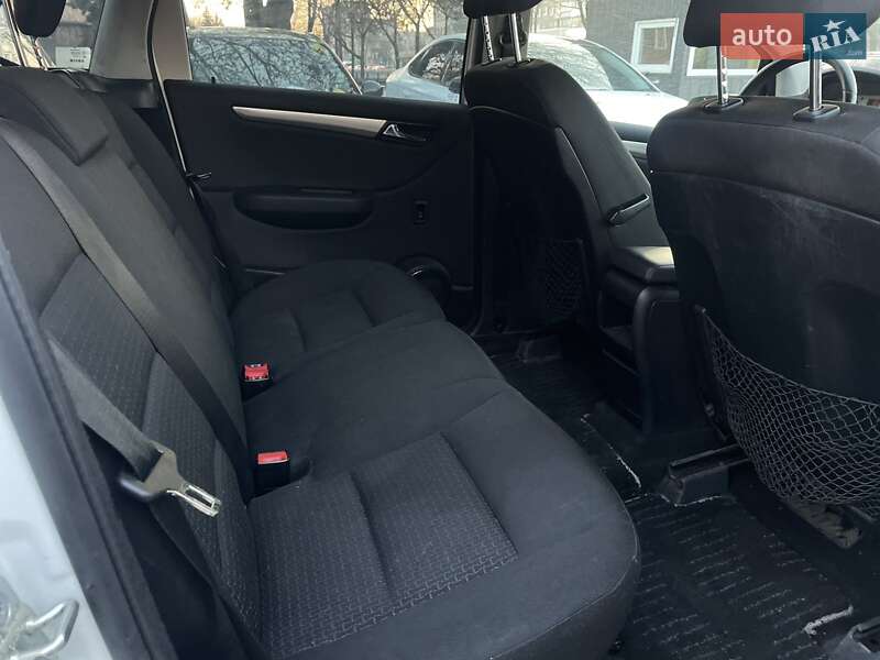 Хэтчбек Mercedes-Benz B-Class 2011 в Днепре