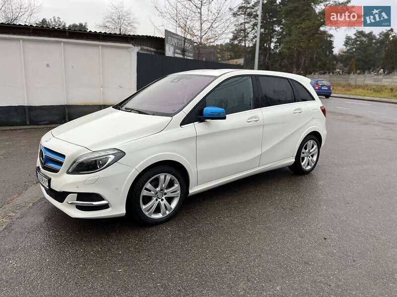 Mercedes-Benz B-Class 2015