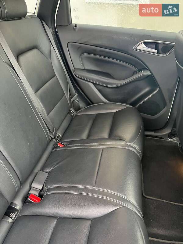 Хетчбек Mercedes-Benz B-Class 2015 в Львові