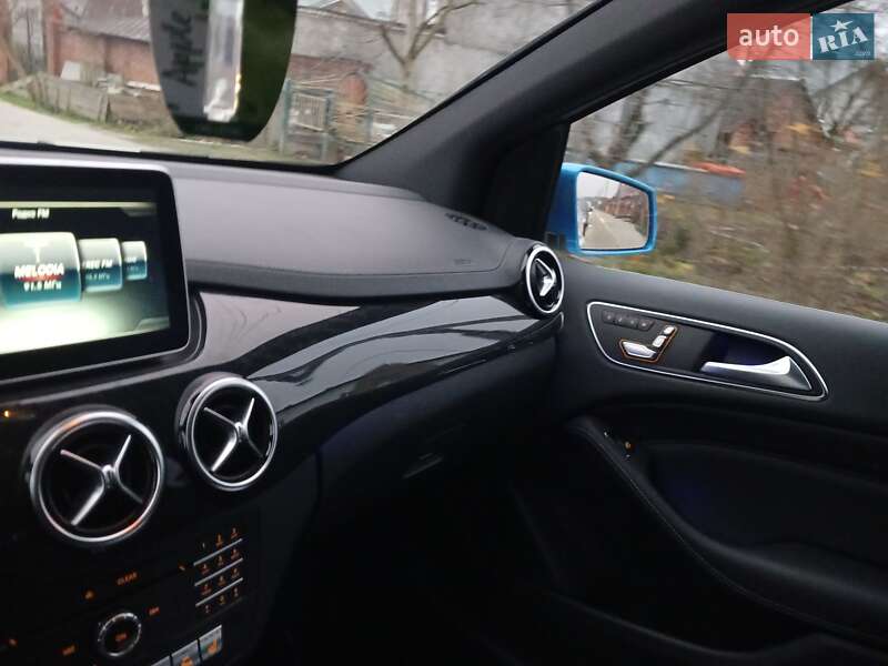 Хетчбек Mercedes-Benz B-Class 2015 в Львові