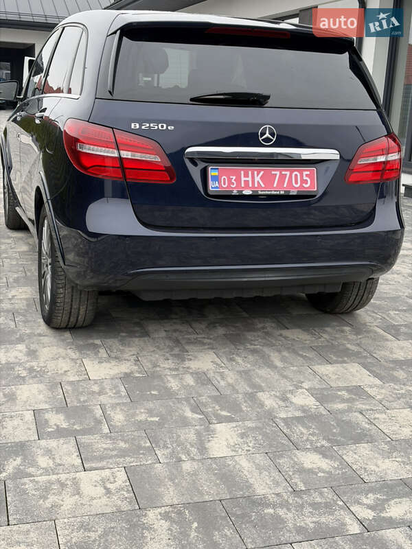Хэтчбек Mercedes-Benz B-Class 2016 в Ковеле