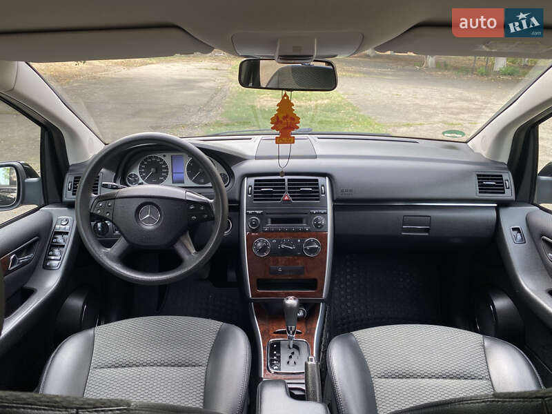 Хэтчбек Mercedes-Benz B-Class 2009 в Первомайске фото 20 Хэтчбек Mercedes-Benz B-Class 2009 в Первомайске