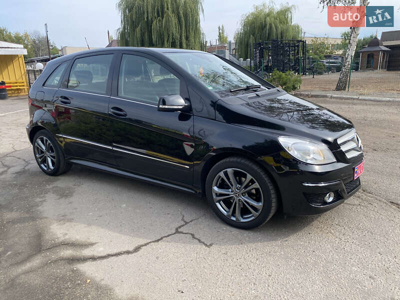 Хэтчбек Mercedes-Benz B-Class 2009 в Первомайске фото 33 Хэтчбек Mercedes-Benz B-Class 2009 в Первомайске