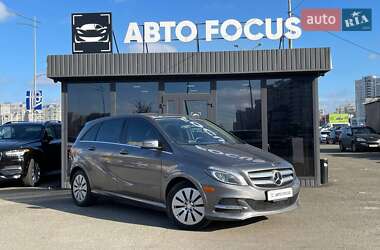 Хэтчбек Mercedes-Benz B-Class 2014 в Киеве