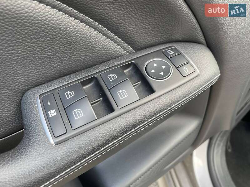 Хэтчбек Mercedes-Benz B-Class 2014 в Киеве