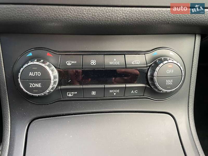 Хэтчбек Mercedes-Benz B-Class 2014 в Киеве