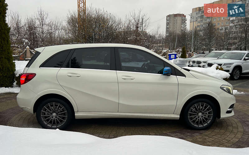 Хэтчбек Mercedes-Benz B-Class 2015 в Львове