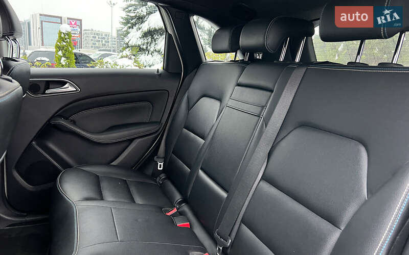 Хэтчбек Mercedes-Benz B-Class 2015 в Львове