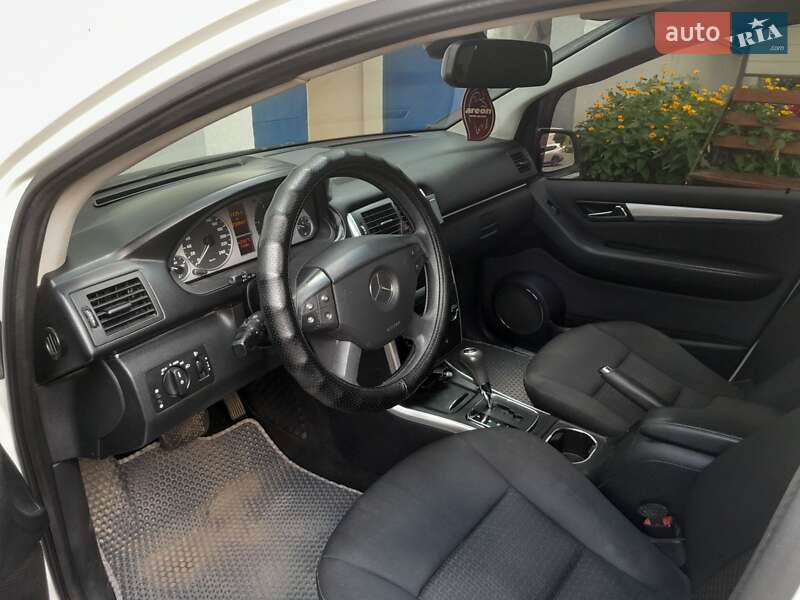 Хэтчбек Mercedes-Benz B-Class 2010 в Кременчуге