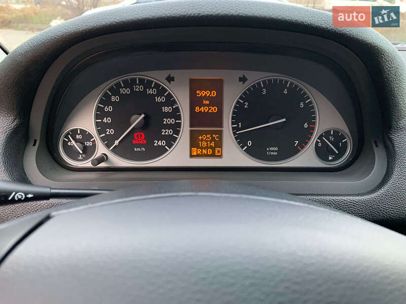 Хэтчбек Mercedes-Benz B-Class 2011 в Киеве