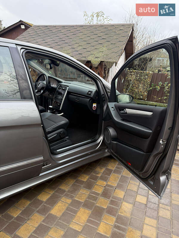 Хетчбек Mercedes-Benz B-Class 2008 в Вінниці фото 8 Хетчбек Mercedes-Benz B-Class 2008 в Вінниці