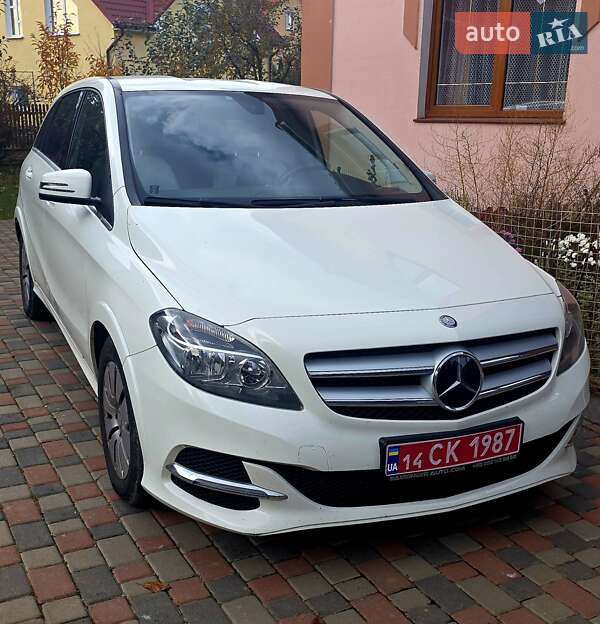 Mercedes-Benz B-Class 2016