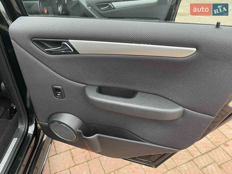 Хетчбек Mercedes-Benz B-Class 2008 в Стрию фото 22 Хетчбек Mercedes-Benz B-Class 2008 в Стрию