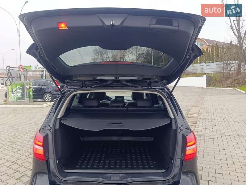 Хетчбек Mercedes-Benz B-Class 2016 в Чернівцях