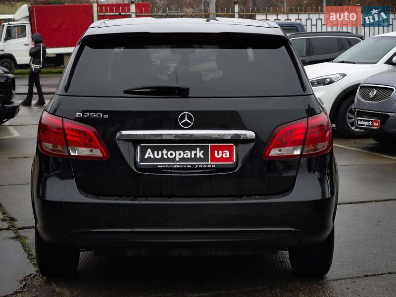 Хэтчбек Mercedes-Benz B-Class 2017 в Харькове фото 9 Хэтчбек Mercedes-Benz B-Class 2017 в Харькове