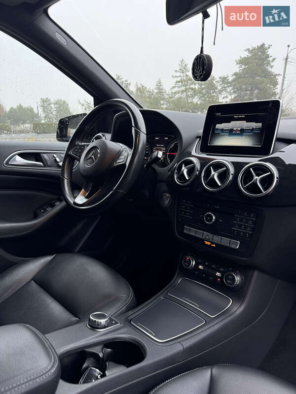 Хетчбек Mercedes-Benz B-Class 2015 в Дніпрі фото 9 Хетчбек Mercedes-Benz B-Class 2015 в Дніпрі