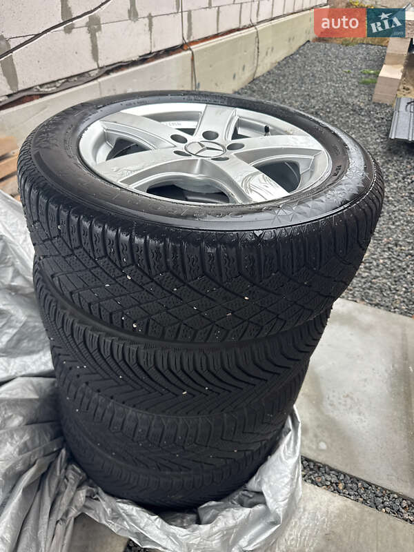 Хетчбек Mercedes-Benz B-Class 2015 в Дніпрі фото 30 Хетчбек Mercedes-Benz B-Class 2015 в Дніпрі