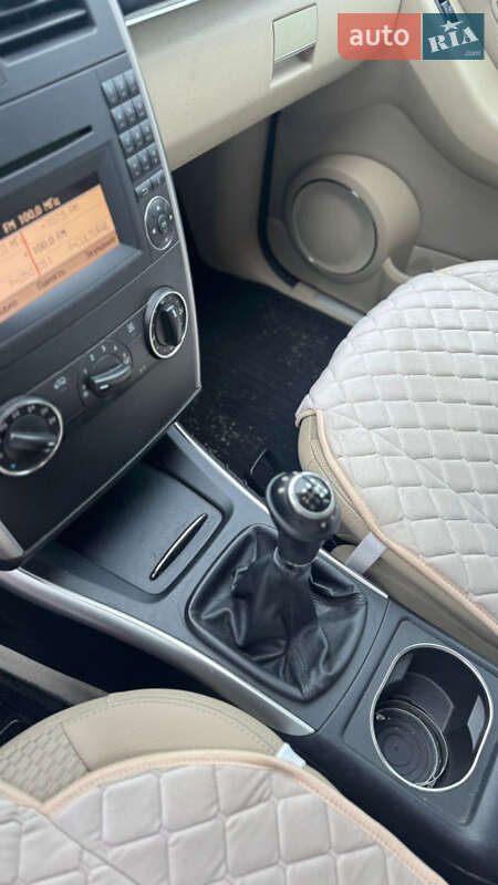Хэтчбек Mercedes-Benz B-Class 2011 в Черновцах