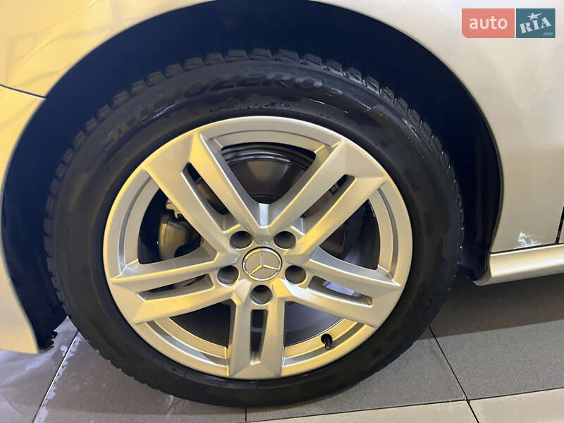 Хетчбек Mercedes-Benz B-Class 2015 в Одесі фото 6 Хетчбек Mercedes-Benz B-Class 2015 в Одесі
