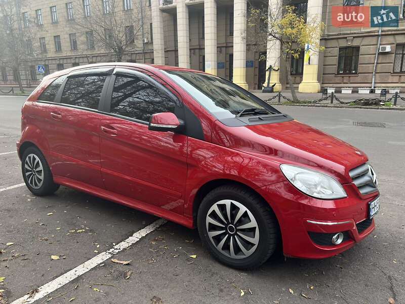 Хэтчбек Mercedes-Benz B-Class 2011 в Одессе