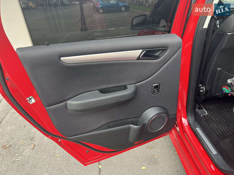 Хэтчбек Mercedes-Benz B-Class 2011 в Одессе