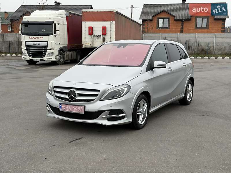 Хэтчбек Mercedes-Benz B-Class 2016 в Виннице фото 3 Хэтчбек Mercedes-Benz B-Class 2016 в Виннице