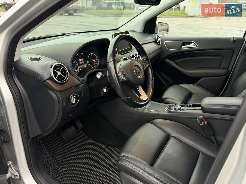 Хэтчбек Mercedes-Benz B-Class 2016 в Виннице фото 13 Хэтчбек Mercedes-Benz B-Class 2016 в Виннице