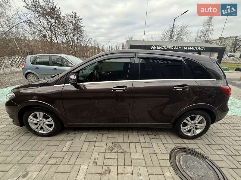 Хетчбек Mercedes-Benz B-Class 2015 в Рівному фото 8 Хетчбек Mercedes-Benz B-Class 2015 в Рівному