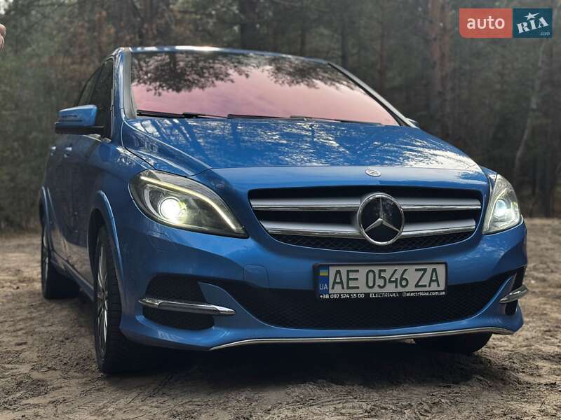 Хетчбек Mercedes-Benz B-Class 2015 в Дніпрі