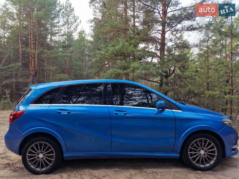 Хетчбек Mercedes-Benz B-Class 2015 в Дніпрі