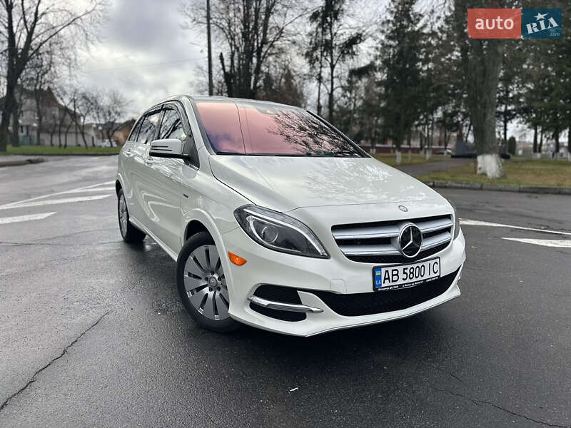 Хэтчбек Mercedes-Benz B-Class 2017 в Виннице