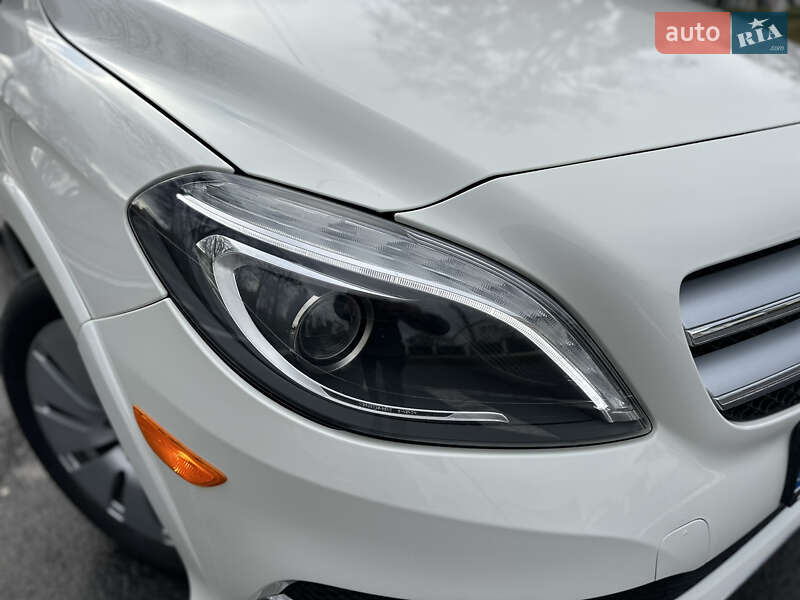 Хэтчбек Mercedes-Benz B-Class 2017 в Виннице