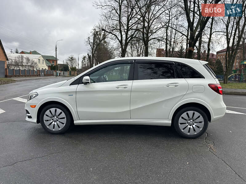 Хэтчбек Mercedes-Benz B-Class 2017 в Виннице