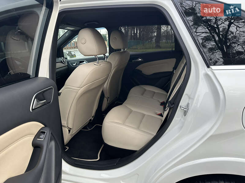 Хэтчбек Mercedes-Benz B-Class 2017 в Виннице