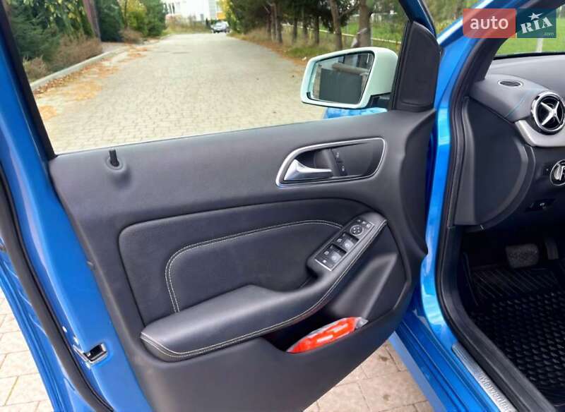 Хетчбек Mercedes-Benz B-Class 2015 в Львові