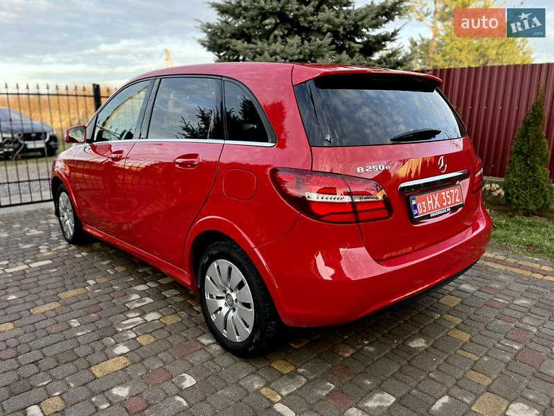 Хэтчбек Mercedes-Benz B-Class 2016 в Дрогобыче