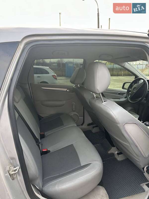 Хэтчбек Mercedes-Benz B-Class 2009 в Киеве фото 7 Хэтчбек Mercedes-Benz B-Class 2009 в Киеве