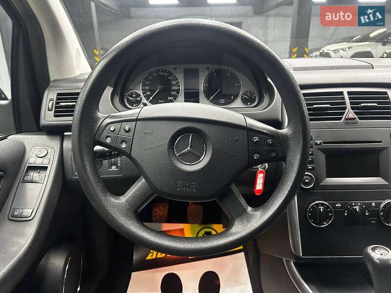 Хетчбек Mercedes-Benz B-Class 2009 в Чернівцях
