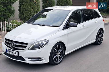 Хэтчбек Mercedes-Benz B-Class 2012 в Киеве