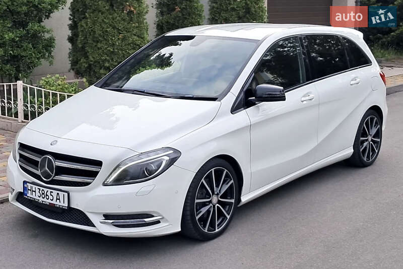 Mercedes-Benz B-Class 2012