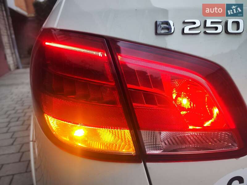 Хетчбек Mercedes-Benz B-Class 2016 в Львові