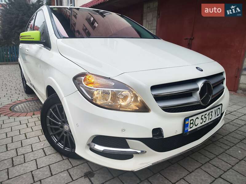 Хетчбек Mercedes-Benz B-Class 2016 в Львові