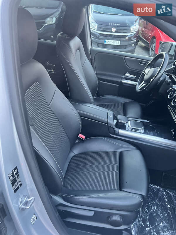 Хэтчбек Mercedes-Benz B-Class 2019 в Коростене