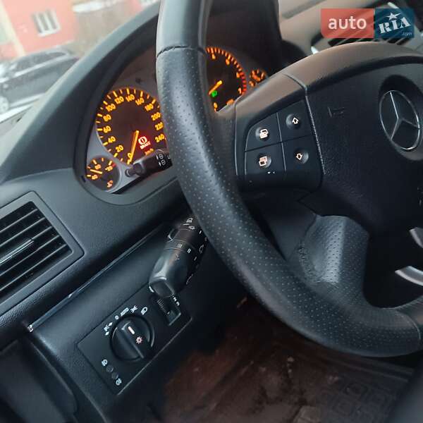 Хетчбек Mercedes-Benz B-Class 2009 в Хмельницькому