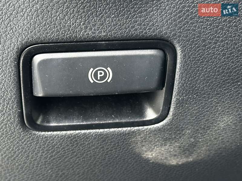 Хетчбек Mercedes-Benz B-Class 2017 в Львові