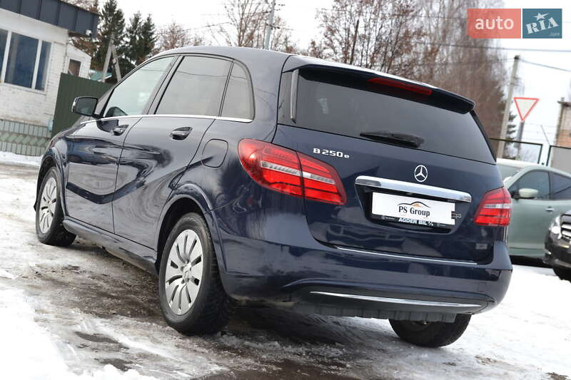 Хэтчбек Mercedes-Benz B-Class 2017 в Луцке