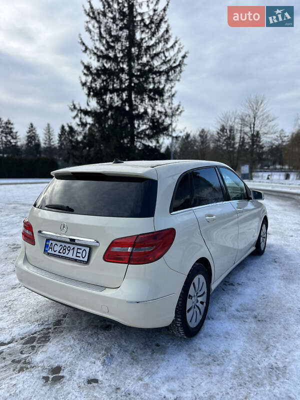 Хетчбек Mercedes-Benz B-Class 2014 в Луцьку фото 36 Хетчбек Mercedes-Benz B-Class 2014 в Луцьку