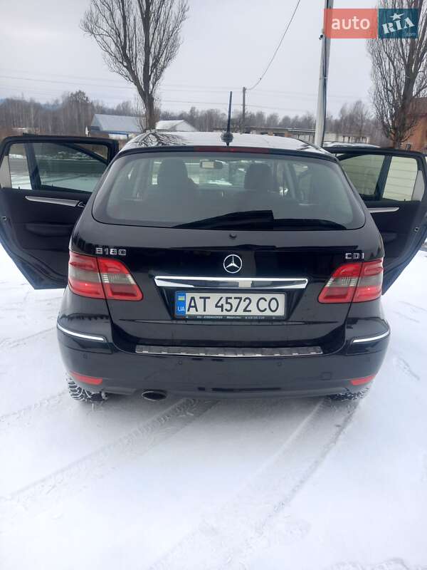 Хэтчбек Mercedes-Benz B-Class 2011 в Тячеве